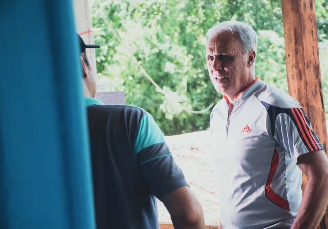 روایتِ نیم قرن تلاشِ شریف 