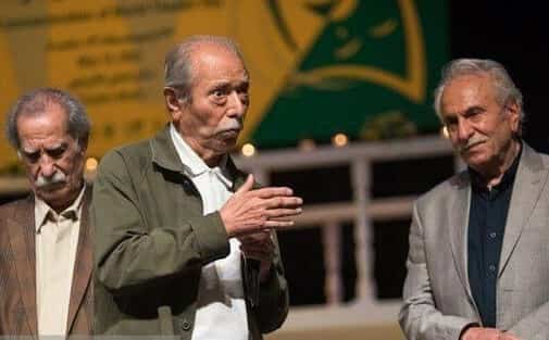 علی نصیریان در شب بازیگر: وقتی حال مردم خوب نیست، نباید جشن بگیریم