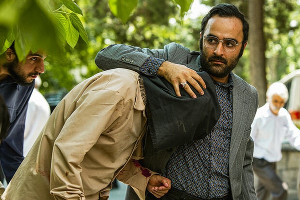 فرصتی به نام بازارهای جهانی سینما/ مذاکرات برای نمایش مصلحت هنوز به نتیجه نرسیده 