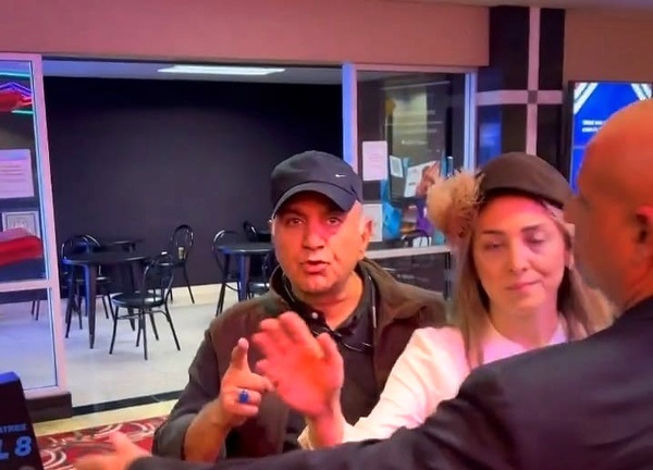 فیلم- توضیحات پرویز پرستویی درباره درگیری با یک فرد در آمریکا