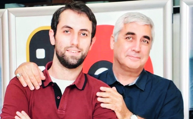 دغدغه‌ام را می‌گویم حتی اگر به جهان پدرم نزدیک نباشد