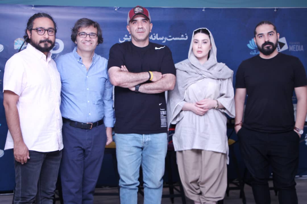کیومرث مرادی: «مانش» تئاتری تجاری نیست/ روایتی از سه مهاجر کمپ جنگل  کیومرث مرادی: «مانش» تئاتری تجاری نیست/ روایتی از سه مهاجر کمپ جنگل