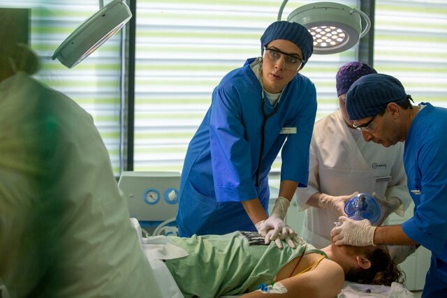  نمایش ویژه «بدون قرار قبلی» برای کادر درمان