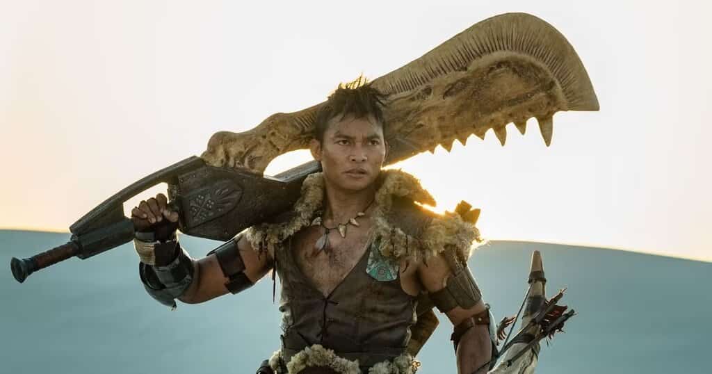 خلاقانه‌ترین اسلحه‌ها در ۶ فیلم‌ سینمایی مشهور جهان | از تفنگ گیتاری تا شمشیر نوری