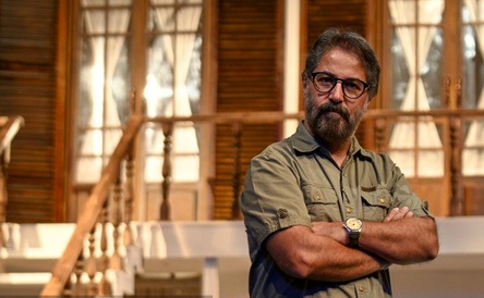 دکور مینیمالیستی یک شیوه اجرایی‌ست نه دستاویزی برای کاهش هزینه‌ها 