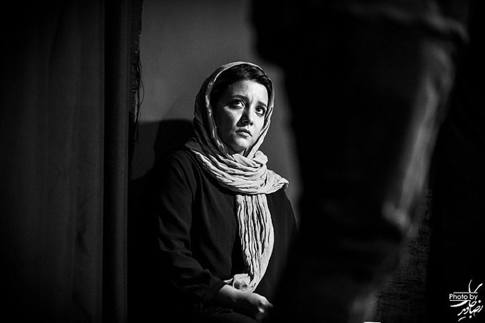 رها حاجیزینل «مختصر» را روی صحنه میبرد رها حاجیزینل «مختصر» را روی صحنه میبرد