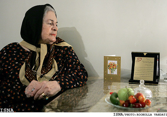  روایتی از مرگ فرخ لقا هوشمند و ارتباط آن با پروین سلیمانی