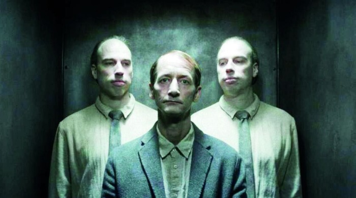 درباره فیلم «آخرالزمان» به کارگردانی یوناس کاروپ یورت/ مصائب بی‌پایان یک مامور آب و فاضلاب 