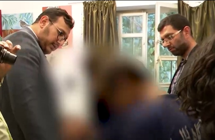 ویدئو- بازسازی صحنه قتل مهرجویی و همسرش