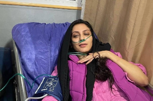 حمله سارقان با قمه به مونا فرجاد