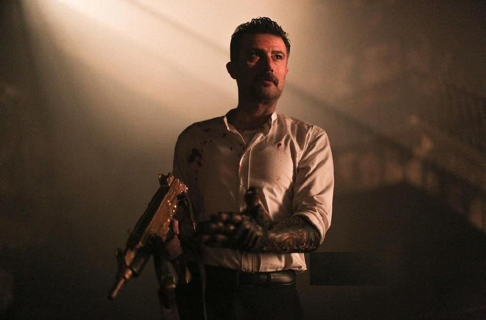 اینفوگرافیک- شهرام حقیقت‌دوست از «خط قرمز» تا «مرداب» | نگاهی به نقش‌ها، موفقیت ها و ناکامی‌های یک بازیگر