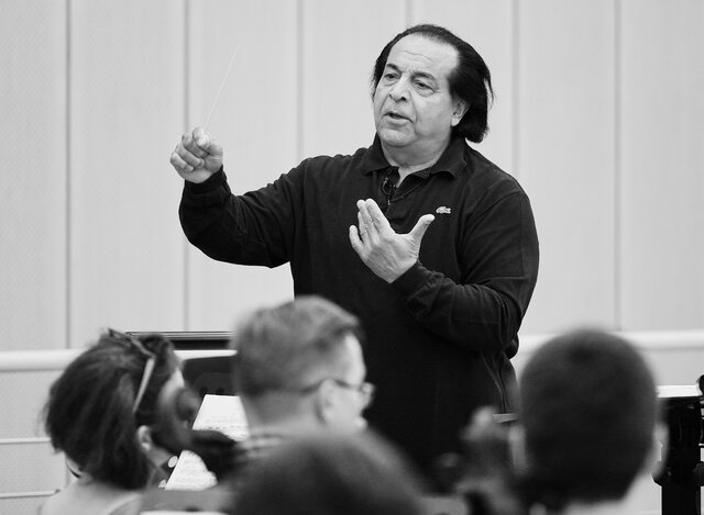 دعوت دوباره چین از علی رهبری