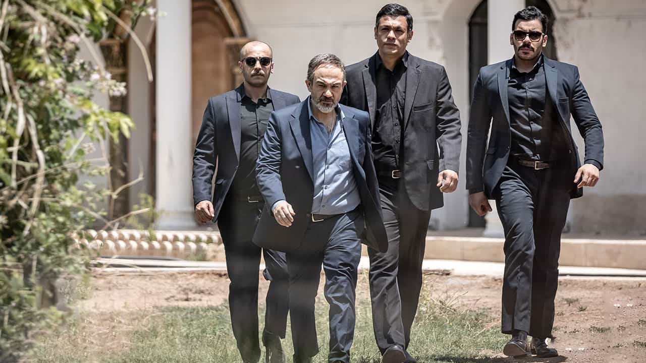 گاهی به سریال «زخم کاری، بازگشت» به کارگردانی محمد حسین مهدویان؛ زخم تکراری