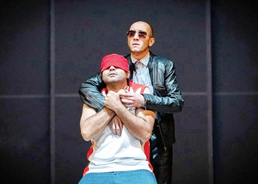 نقد تئاتر « اسفرود بی دم» به کارگردانی فرشید روشنی؛ نویسنده تا حدودی مرده است