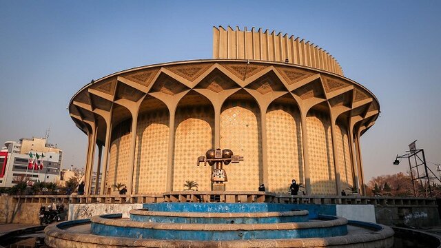 گردهمایی رامین ناصرنصیر، آشا محرابی برای «کیک پنیر و آلبالو»