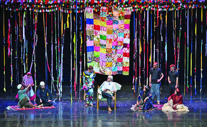 شمایل یک رویداد نمایشی درآینه میانسالی