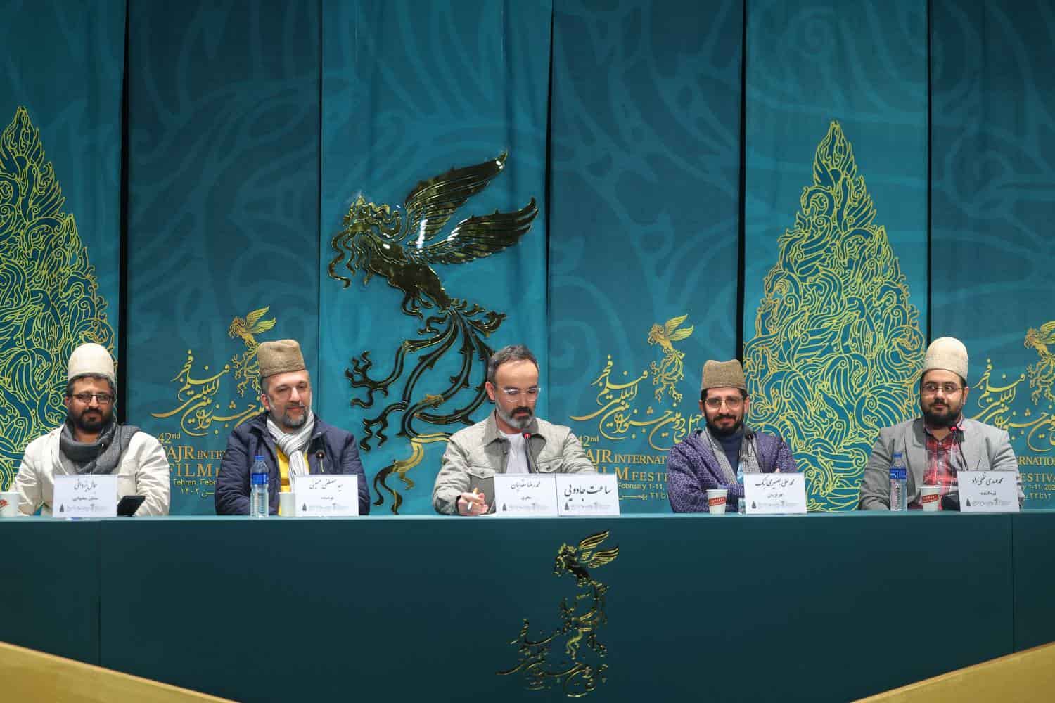 «ساعت جادویی» به دل تاریخ می‌رود و از آن مفهومی برای امروز دارد