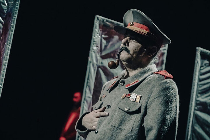 چالش آقای نویسنده با همکارها/ معامله‌ای که بولگاکف با استالین کرد