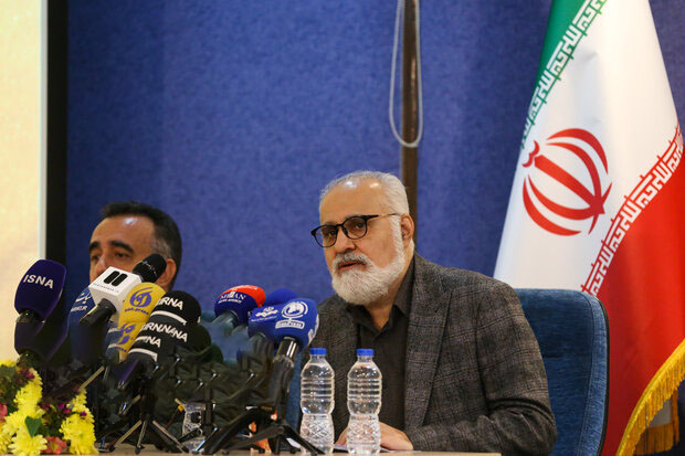 حذف بخش پوستر و عکس جشنواره تئاتر فجر