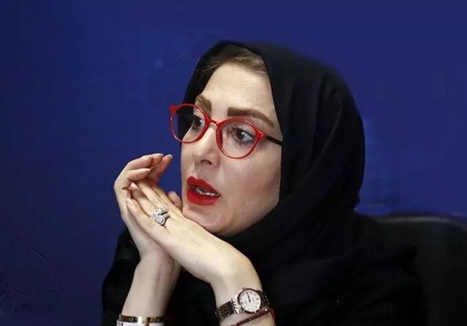 پوشش متفاوت ژیلا صادقی در تلویزیون