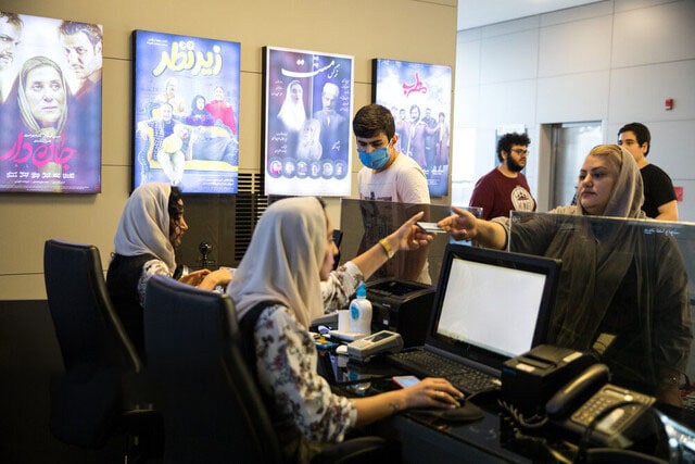 گیشه سینما تا ۱۰۰۰ میلیاردی شدن چقدر فاصله دارد؟