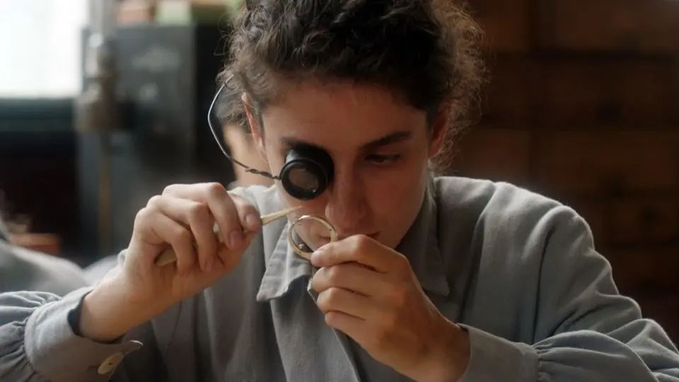 نگاهی به «بی‌قرار» ساخته سیریل شابلین؛ فیلمی نامتعارف با سبکی کمابیش تجربی