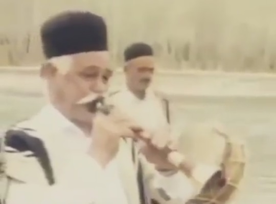 فیلم- موسیقی تحویل سال نو اثر کیست؟ فیلم- موسیقی تحویل سال نو اثر کیست؟