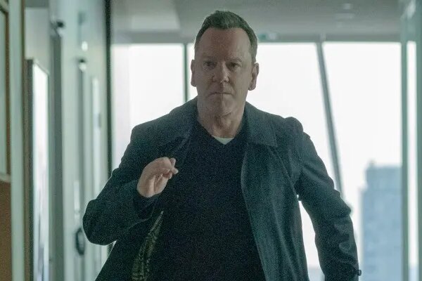 کیفر ساترلند از «سوراخ خرگوش» می‌گوید