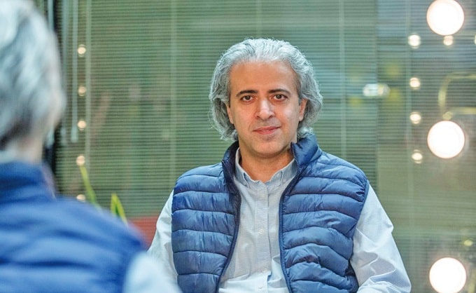 هیچ فانوسی به راه نمایشنامه‌نویسی در ایران نور نمی‌تاباند/ برای نجات نمایشنامه‌هایم کارگردان شدم