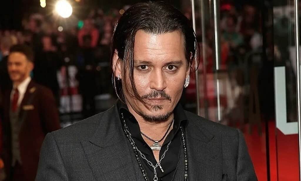 اگر مارلون براندو جای من بود رد میداد و یکی را میکشت ... اگر مارلون براندو جای من بود رد میداد و یکی را میکشت ...