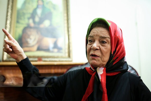 اشتباه کردم دخترم را وارد بازیگری کردم!/ صدایم را بیشتر می‌شناسند