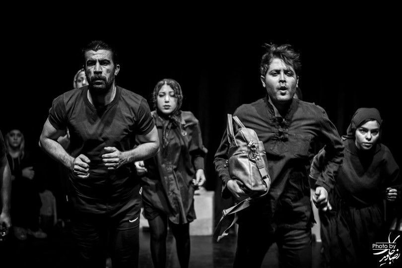 نمایش «تاریکخانه» تمدید شد