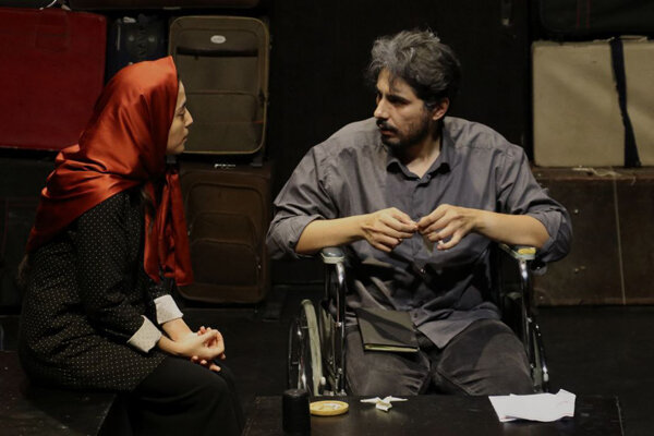 «تنهایی» در عمارت ارغوان تمدید شد