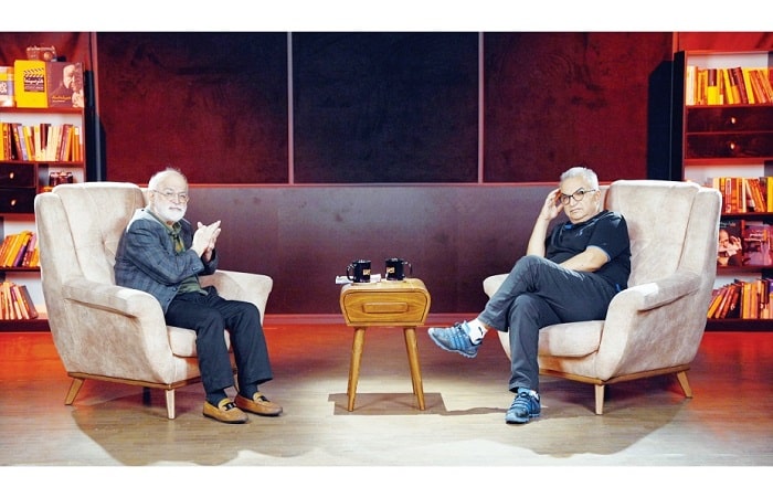 اعتماد مردم از تلویزیون سلب شده است