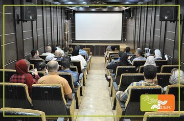 ۶ مستند در مرکز گسترش روی پرده می‌روند