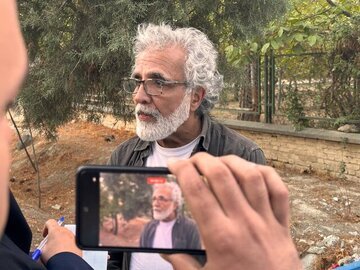 خودم پول می دهم به من فحش بدهند! 