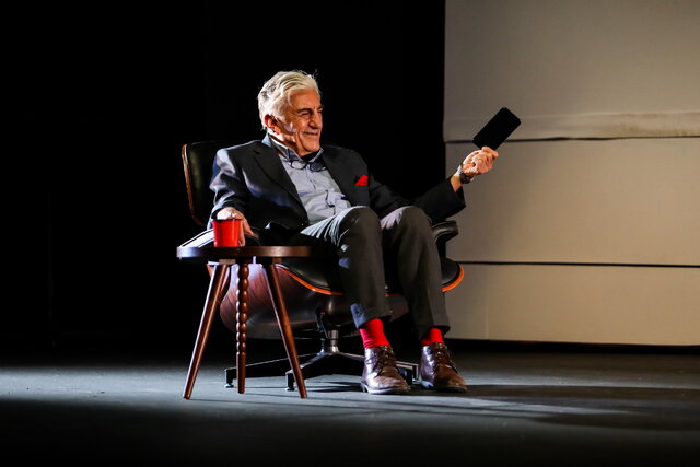 تغییر ساعت اجرای نمایش «پدر»