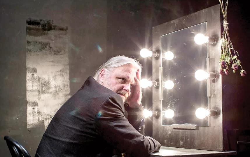 دربارۀ اهدای جایزۀ نوبل ادبیات به یون فوسه، نویسندۀ نروژی؛ صدایی که از دور دست می‏‌آید