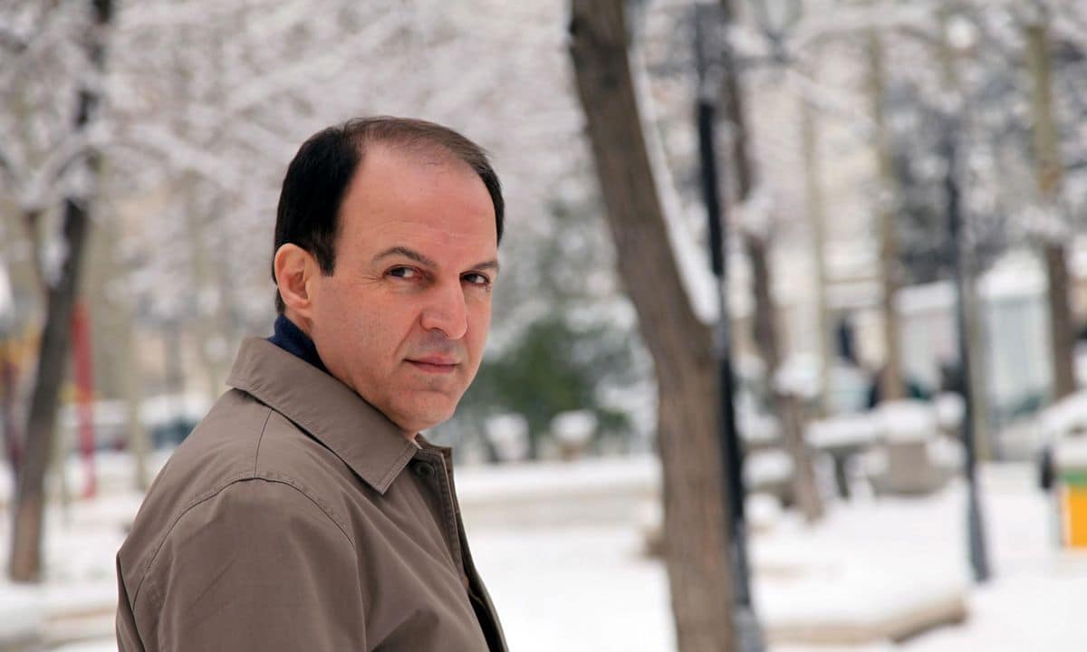 عملکرد غلط مسئولان صداوسیما فیلمسازان را به شبکه‌های خارجی هدایت می‌کند 