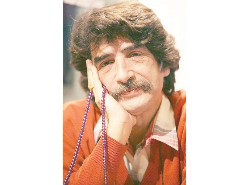 تکه‌پاره‌های یک تاریخ پرگسست