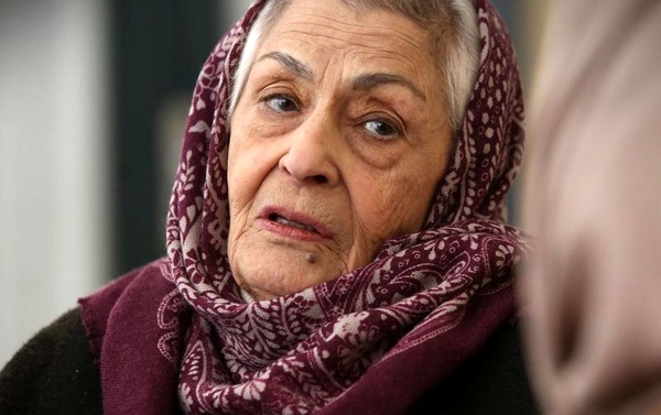 ژاله علو: هیچ چیزی جز عشق من را به سمت کار نمیبرد   ژاله علو: هیچ چیزی جز عشق من را به سمت کار نمیبرد