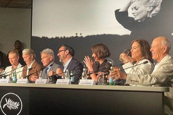 حمایت خالقان«ایندیاناجونز» از اعتصاب‌کنندگان/ حق نویسندگان رابدهید