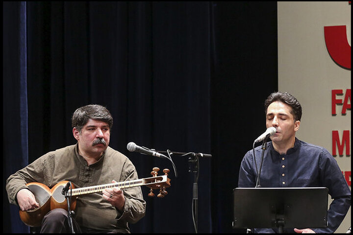 یک «دقیقه» در بازار موسیقی/ این تجربه «شنیدن» واقعاً متفاوت است