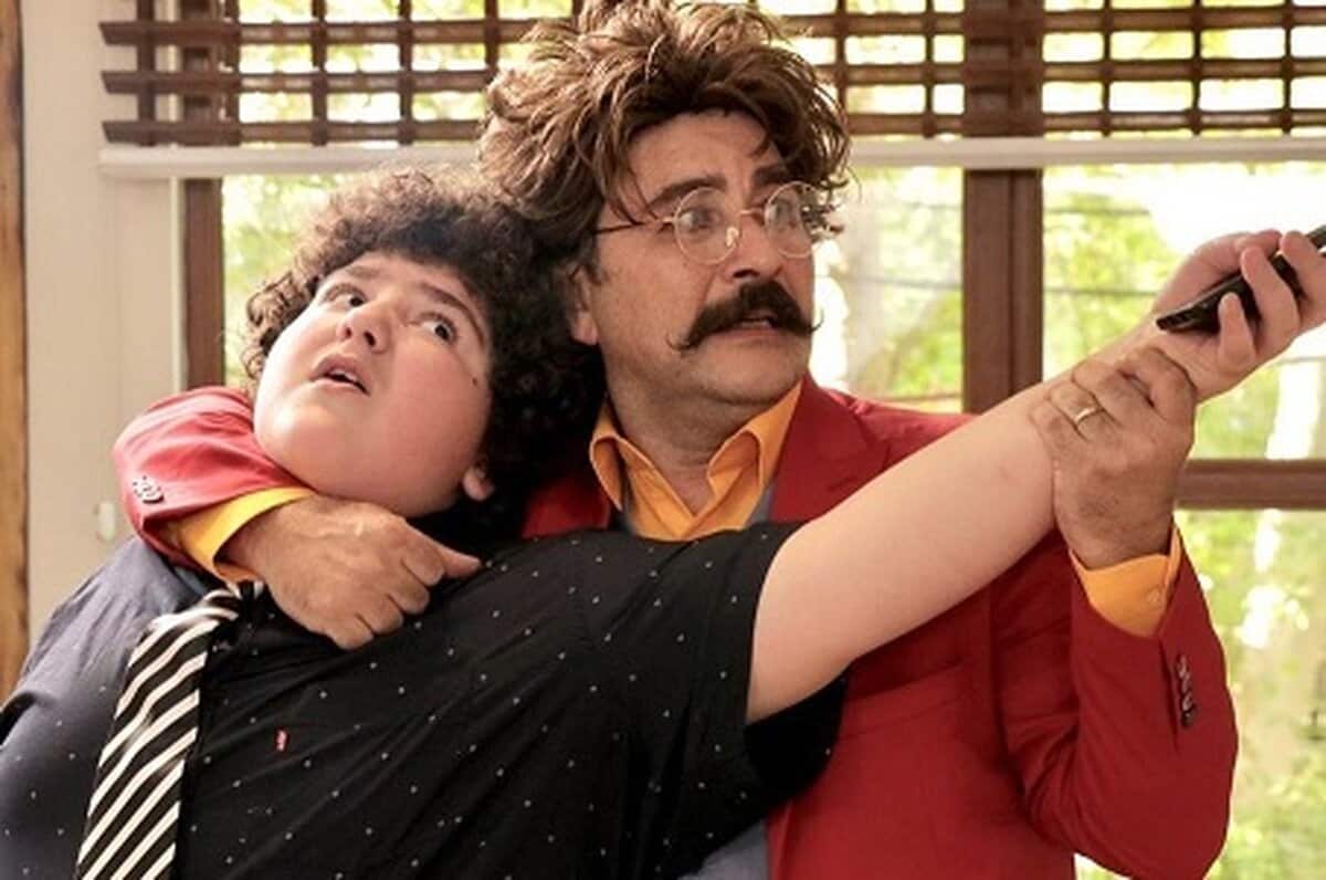 اینفوگرافیک- اردیبهشت رکورد شکن؛ بفروش‌ها و نفروش‌ها