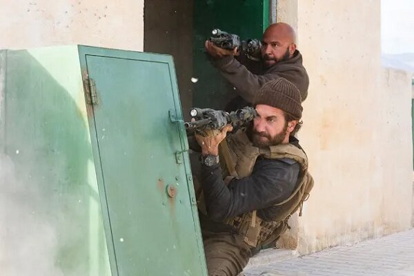 گای ریچی دیگر اجازه استفاده از اسلحه واقعی را نمی‌دهد