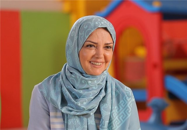 خانم مجری از آگهی بازرگانی تلویزیون سر درآورد! خانم مجری از آگهی بازرگانی تلویزیون سر درآورد!