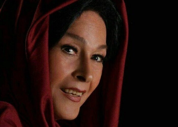 زری برومند: برای ایفای هیچ نقشی وجهی دریافت نکرده‌ام