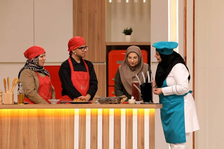 لاله صبوری مجری برنامه «آشپزی با مامان» شد