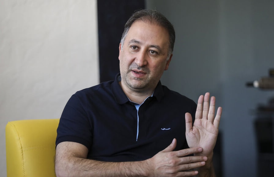  صبح تا شب چاکرم نوکرم رییس دولت را نکنید