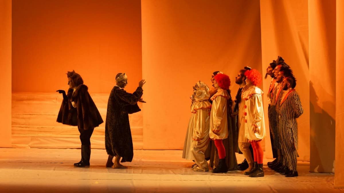 نگاهی به نمایش «گربه نره و روباه مکار»/ پینوکیو؛ مقهور اقتدارگرایی در فضایی فانتزی 